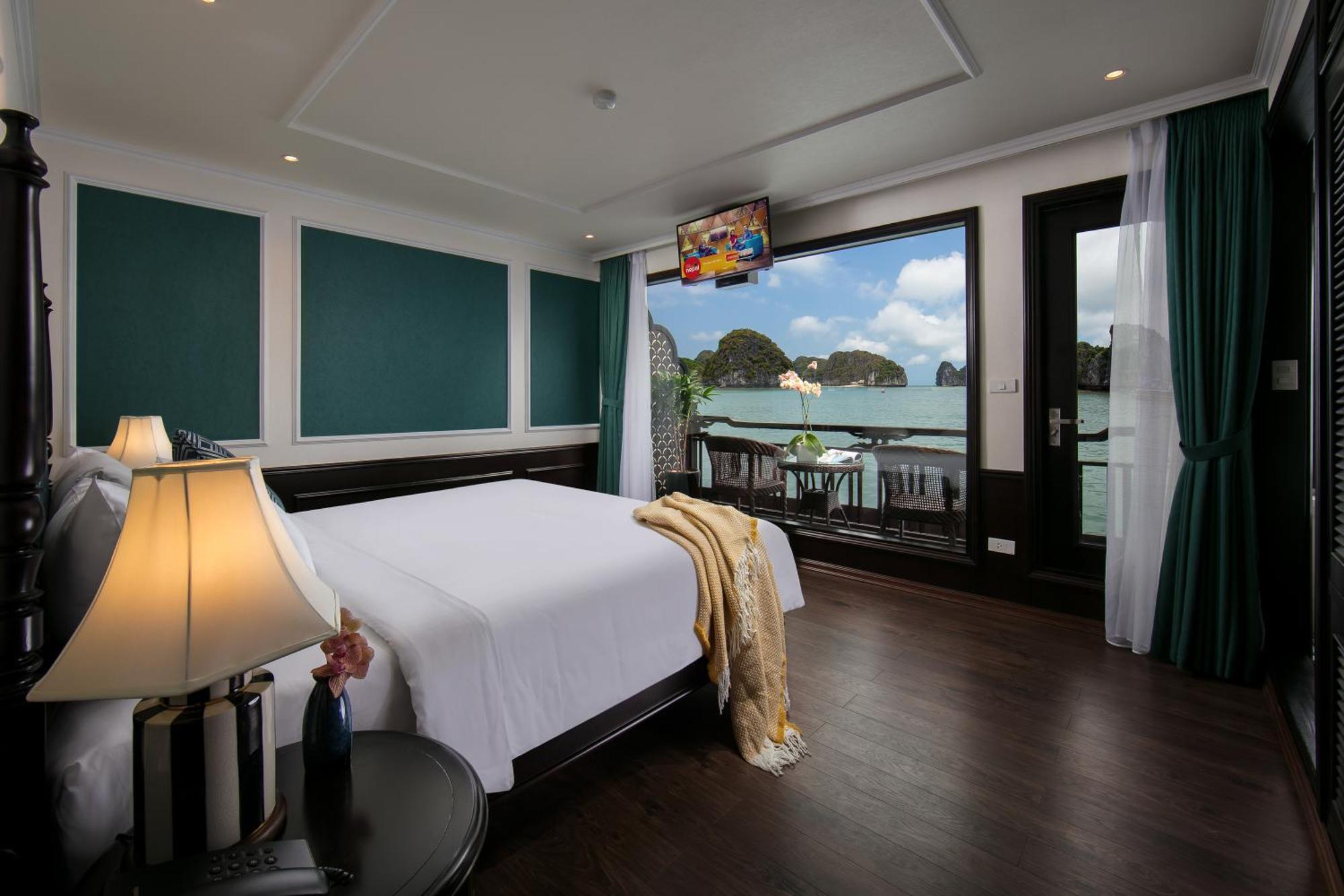 Genesis Luxury Regal Cruises Hotel Ha Long Bilik gambar
